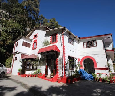 https://imgcld.yatra.com/ytimages/image/upload/t_hotel_yatra_city_desktop/v1421749299/Domestic Hotels/Hotels_Mussoorie/Shalimar Hotel/Overview.jpg